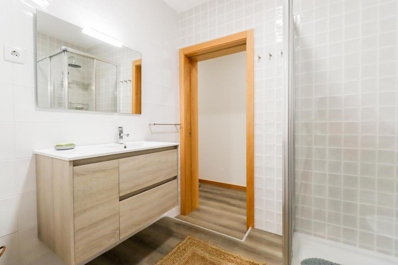 Tiana Apartment - City Centre With Terrace Viana do Castelo Dış mekan fotoğraf